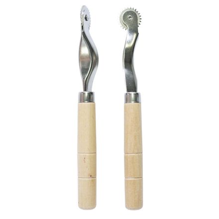 Carretilha para Costura com Cabo de Madeira Luli 12un